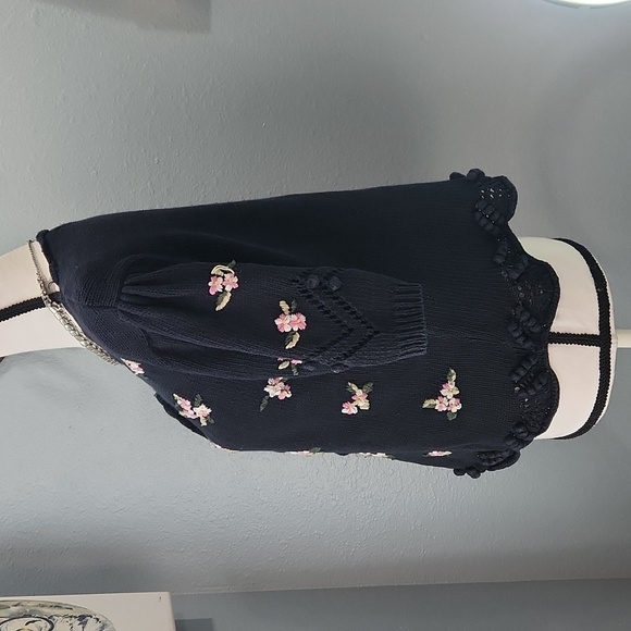 Herman Geist Vintage Knit Flowered Button Front Blouse - Picture 3 of 8